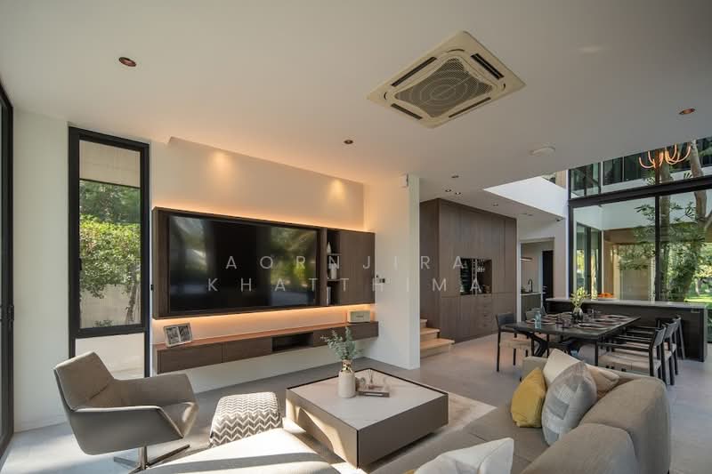 S2751 | Modern Tropical Pool Villa on over 1 Rai of land — the only one in San Kamphaeng, Chiang Mai, Chiang Mai, San Kamphaeng, San Kamphaeng, Chiang Mai, 4 Bedrooms, 400 sqm, Single Detached House For Sale, by Aornjira Khatthima, 500295339 - DDproperty.com
