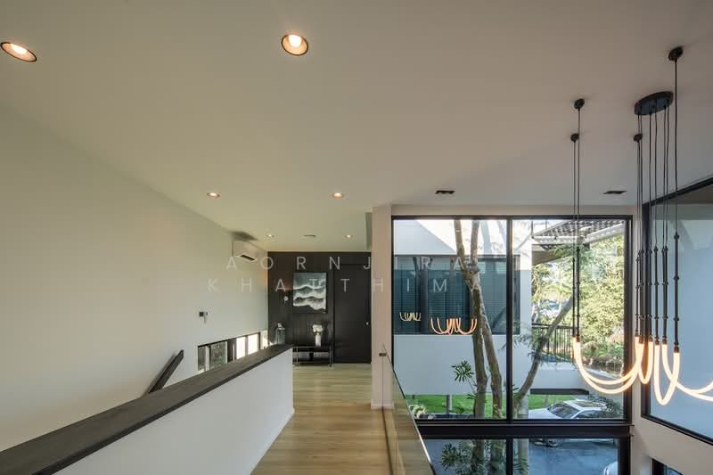 S2751 | Modern Tropical Pool Villa on over 1 Rai of land — the only one in San Kamphaeng, Chiang Mai, Chiang Mai, San Kamphaeng, San Kamphaeng, Chiang Mai, 4 Bedrooms, 400 sqm, Single Detached House For Sale, by Aornjira Khatthima, 500295339 - DDproperty.com