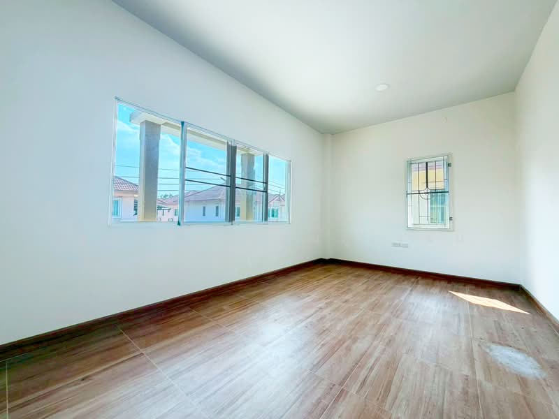 The Northern Town Nova, Pathum Thani, Khlong Nung, Khlong Luang, Pathum Thani, 3 Bedrooms, 202 sqm, Single Detached House For Sale, by Suradej Arunsurosn, 500295374 - DDproperty.com