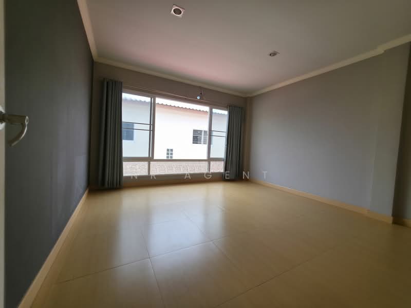 หมู่บ้านรัชธานี 10, กรุงเทพ, ท่าแร้ง, บางเขน, กรุงเทพ, 300 ตร.ม., ทาวน์เฮ้าส์ ขาย, โดย NR AGENT, 500295376 - DDproperty.com