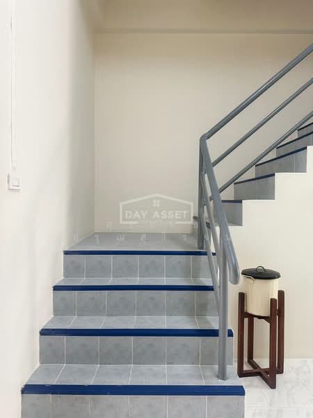 ทาวน์เฮาส์ 2 ชั้น ซอย นาคนิวาส 21/ลาดพร้าว 71, กรุงเทพ, นาคนิวาส, ลาดพร้าว, ลาดพร้าว, กรุงเทพ, 100 ตร.ม., ทาวน์เฮ้าส์ ขาย, โดย สุรเดช อรุณสุโรจน์, 500295404 - DDproperty.com