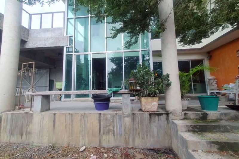 For Sale - บ้านเดี่ยว 2 ชั้น เนื้อที่ 100 ตร.ว. ซอยพัฒนา 5 (ซอยผู้ใหญ่หมอน), Bangkok
