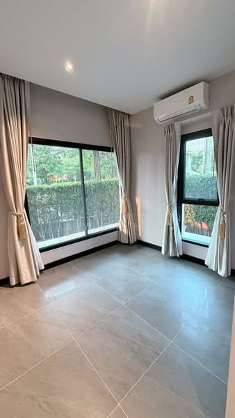 undefined, Chon Buri (Pattaya), Nong Pru, Bang Lamung (Pattaya), Chon Buri (Pattaya), 5 Bedrooms, 260 sqm, Single Detached House For Sale, by Thitiporn Pawikham, 500295454 - DDproperty.com