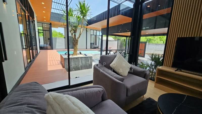 4-BR House, Chon Buri (Pattaya), Nong Pru, Bang Lamung (Pattaya), Chon Buri (Pattaya), 4 Bedrooms, 321 sqm, Single Detached House For Sale, by Thitiporn Pawikham, 500295472 - DDproperty.com