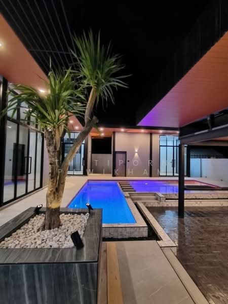 4-BR House, Chon Buri (Pattaya), Nong Pru, Bang Lamung (Pattaya), Chon Buri (Pattaya), 4 Bedrooms, 321 sqm, Single Detached House For Sale, by Thitiporn Pawikham, 500295472 - DDproperty.com