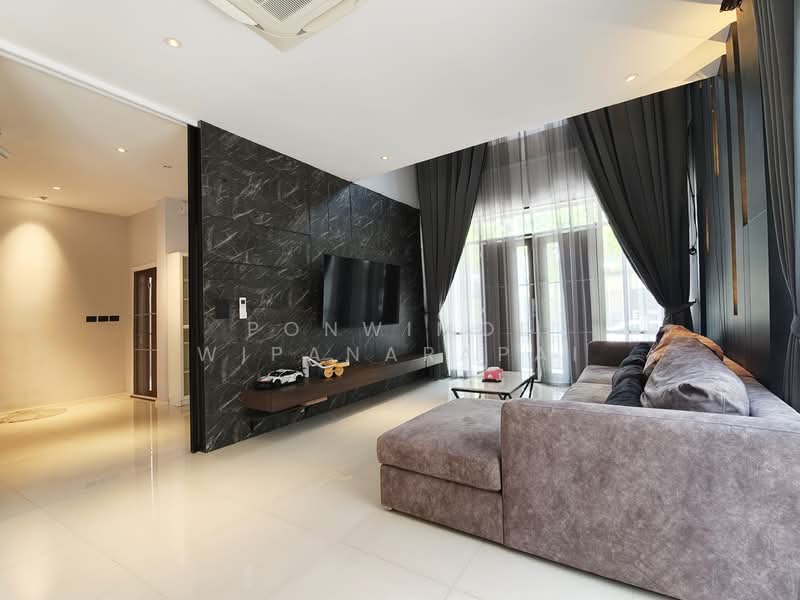 The City Pattanakarn, Bangkok, On Nut Road, Prawet, Prawet, Bangkok, 4 Bedrooms, 304 sqm, Single Detached House For Rent, by Ponwimol Wipanarapai, 500295477 - DDproperty.com