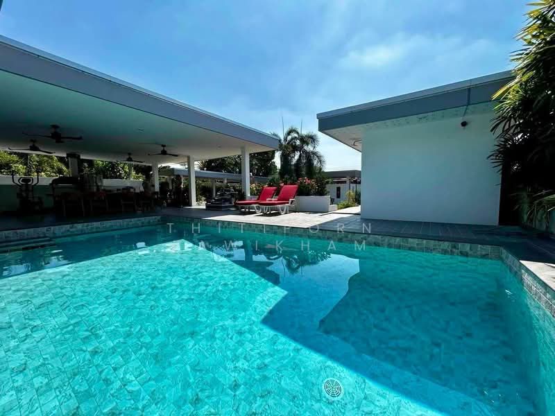 undefined, Chon Buri (Pattaya), Nong Pru, Bang Lamung (Pattaya), Chon Buri (Pattaya), 3 Bedrooms, 180 sqm, Villa For Sale, by Thitiporn Pawikham, 500295517 - DDproperty.com