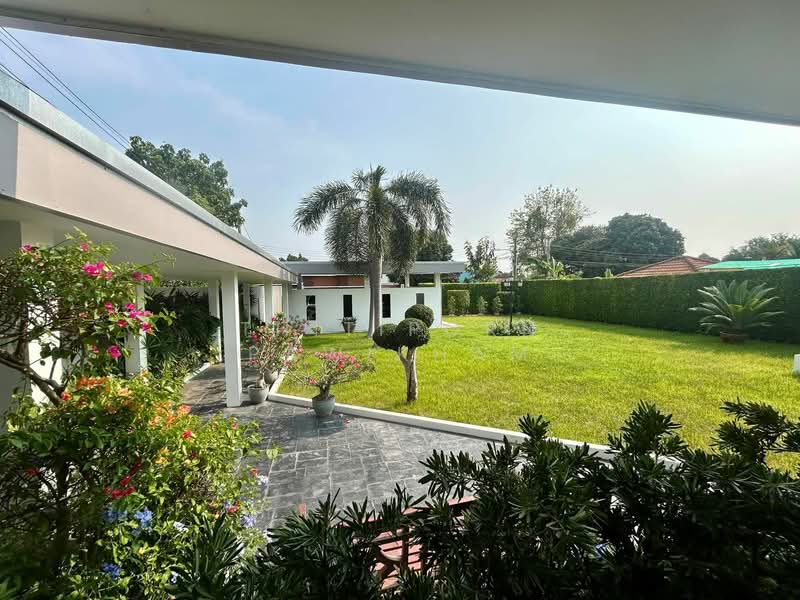 undefined, Chon Buri (Pattaya), Nong Pru, Bang Lamung (Pattaya), Chon Buri (Pattaya), 3 Bedrooms, 180 sqm, Villa For Sale, by Thitiporn Pawikham, 500295517 - DDproperty.com
