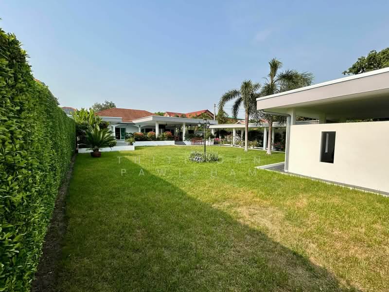 undefined, Chon Buri (Pattaya), Nong Pru, Bang Lamung (Pattaya), Chon Buri (Pattaya), 3 Bedrooms, 180 sqm, Villa For Sale, by Thitiporn Pawikham, 500295517 - DDproperty.com