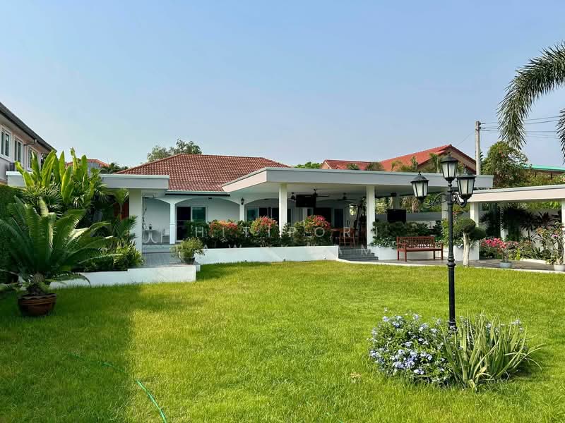undefined, Chon Buri (Pattaya), Nong Pru, Bang Lamung (Pattaya), Chon Buri (Pattaya), 3 Bedrooms, 180 sqm, Villa For Sale, by Thitiporn Pawikham, 500295517 - DDproperty.com