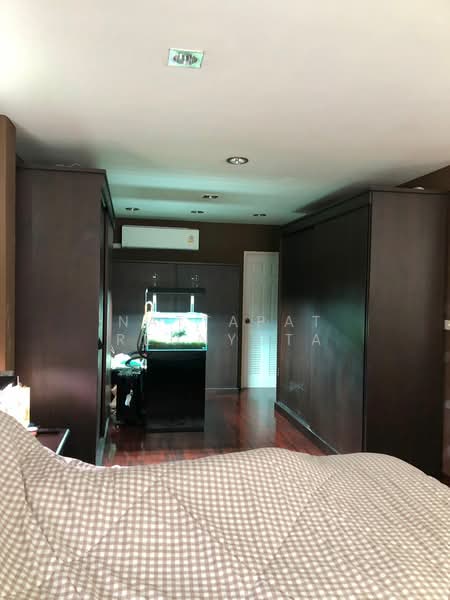 ขาย - บ้าน 4-ห้องนอน, กรุงเทพ