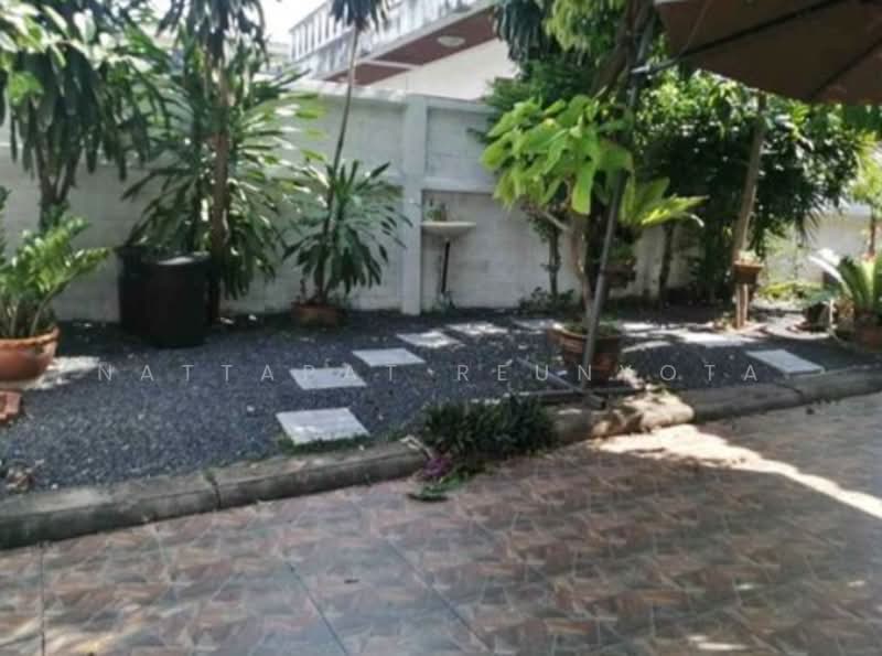 3-BR House, Bangkok, Lat Yao, Chatuchak, Bangkok, 3 Bedrooms, 204 sqm, Single Detached House For Sale, by Nattapat Reunyota, 500295532 - DDproperty.com