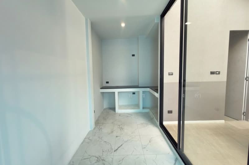 บริทตัน ลาดพร้าว 41, Bangkok, ลาดพร้าว, Chan Kasem, Chatuchak, Bangkok, 3 Bedrooms, 302 sqm, Townhouse For Sale, by สง่าชัย ไทรทองคำ, 500295549 - DDproperty.com