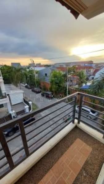 3-BR Townhouse, Bangkok, Nuan Chan, Bueng Kum, Bangkok, 3 Bedrooms, 170 sqm, Townhouse For Rent, by Nisakorn Wingwat, 500295564 - DDproperty.com