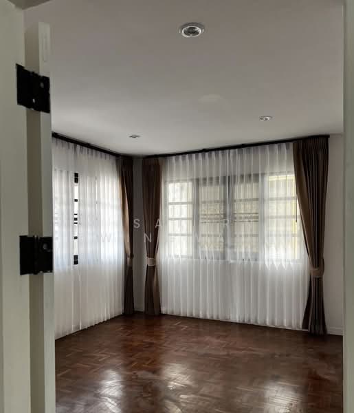 บ้าน 5-ห้องนอน, กรุงเทพ, พลับพลา, วังทองหลาง, กรุงเทพ, 400 ตร.ม., บ้านเดี่ยว ให้เช่า, โดย Nisakorn Wingwat, 500295571 - DDproperty.com