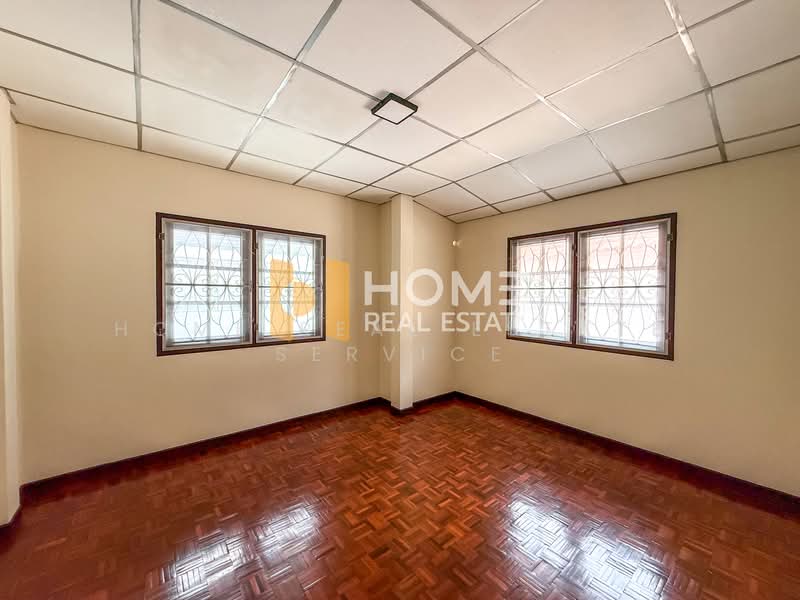 Detached House Wachiratham Sathit 57 Yaek 22, Bangkok, Bang Chak, Phra Khanong, Bangkok, 3 Bedrooms, 250 sqm, Single Detached House For Sale, by HOME Real Estate Service, 500295577 - DDproperty.com