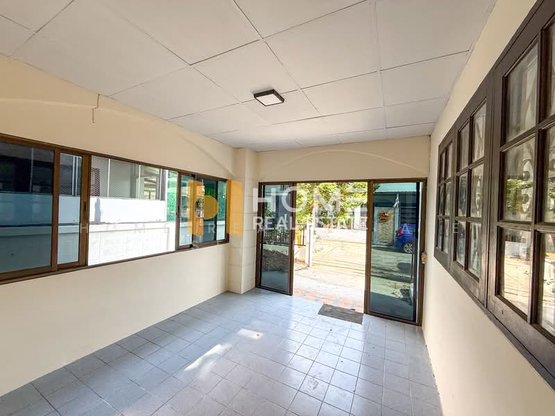 Detached House Wachiratham Sathit 57 Yaek 22, Bangkok, Bang Chak, Phra Khanong, Bangkok, 3 Bedrooms, 250 sqm, Single Detached House For Sale, by HOME Real Estate Service, 500295577 - DDproperty.com