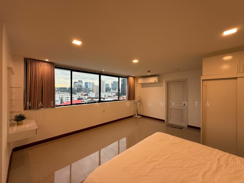 President Park Sukhumvit 24, Bangkok, 99 Sukhumvit 24 Alley, Khlongtoei Nua, Watthana, Bangkok, 3 Bedrooms, 220 sqm, Condo For Sale, by Nattapat Reunyota, 500295612 - DDproperty.com
