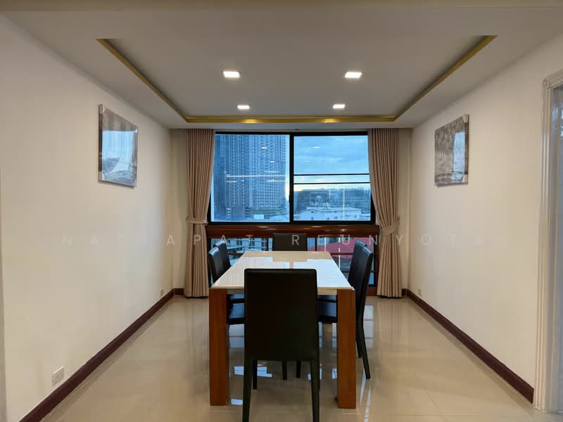 President Park Sukhumvit 24, Bangkok, 99 Sukhumvit 24 Alley, Khlongtoei Nua, Watthana, Bangkok, 3 Bedrooms, 220 sqm, Condo For Sale, by Nattapat Reunyota, 500295612 - DDproperty.com