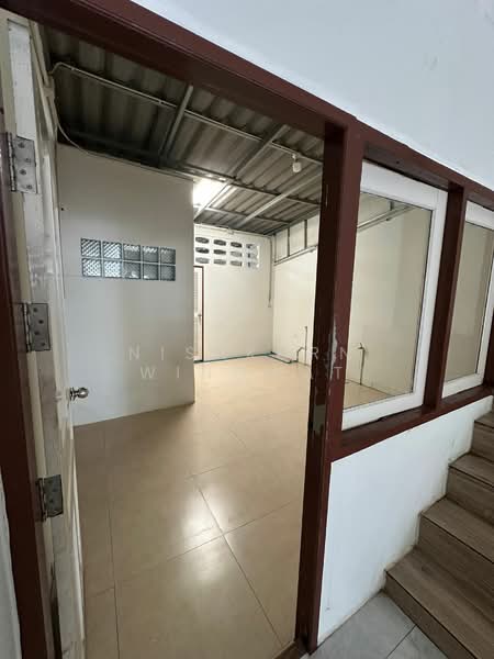 2-BR Townhouse, Bangkok, Anusaowari, Bang Khen, Bangkok, 2 Bedrooms, 300 sqm, Townhouse For Rent, by Nisakorn Wingwat, 500295629 - DDproperty.com