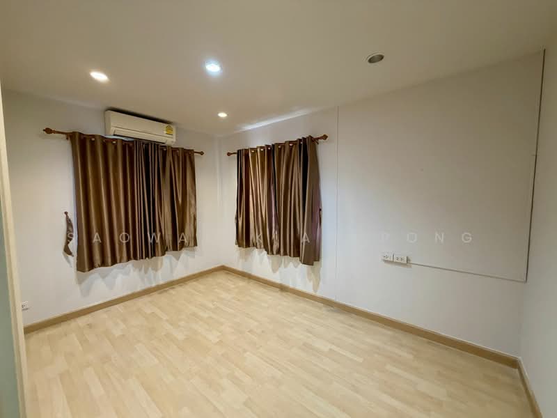 The Connect Prachauthit 27, Bangkok, Soi Pracha Uthit 33 Yeak 25, Bangmot, Thung Khru, Bangkok, 3 Bedrooms, 150 sqm, Townhouse For Sale, by Saowaluk Anupong, 500295657 - DDproperty.com