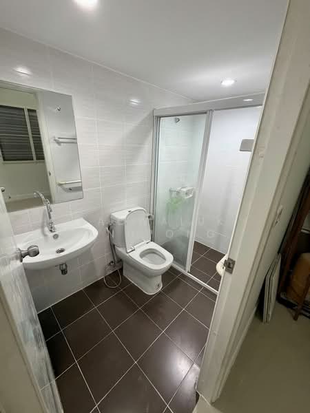 The Connect Prachauthit 27, Bangkok, Soi Pracha Uthit 33 Yeak 25, Bangmot, Thung Khru, Bangkok, 3 Bedrooms, 150 sqm, Townhouse For Sale, by Saowaluk Anupong, 500295657 - DDproperty.com