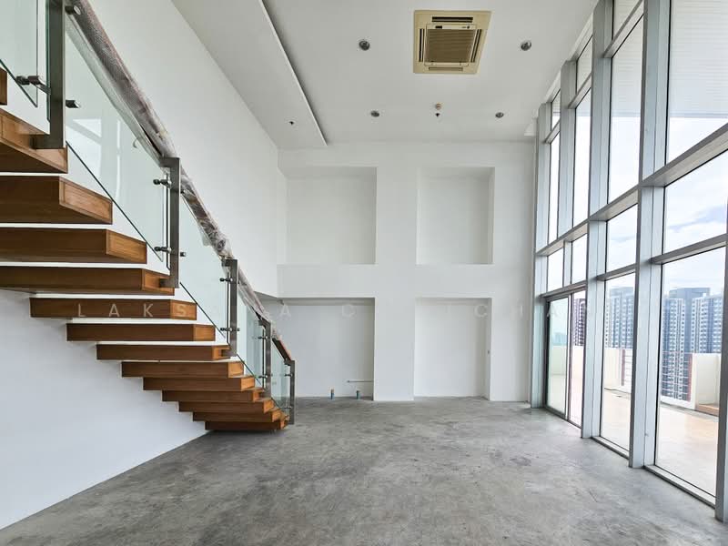 My Resort Bangkok, Bangkok, 1724 Petchaburi Road, Bang Kapi, Huai Khwang, Bangkok, 2 Bedrooms, 195 sqm, Condo For Sale, by Laksana Chaichana, 500295671 - DDproperty.com