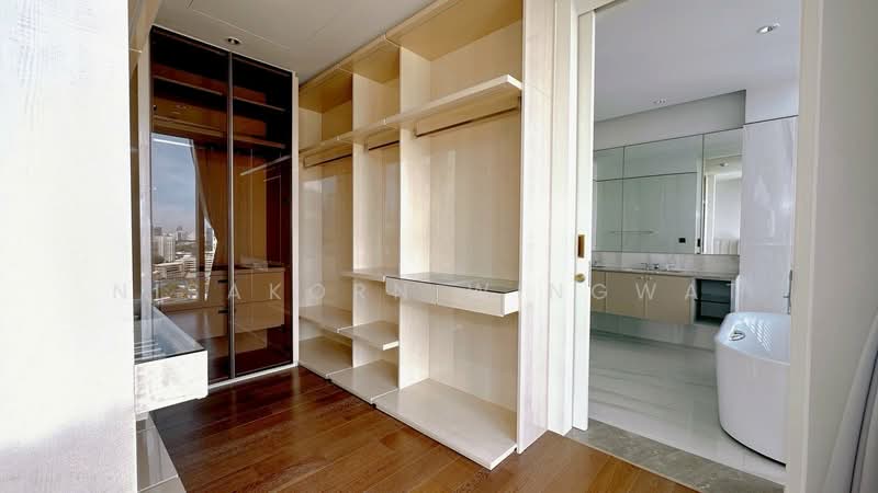 Kraam Sukhumvit 26, Bangkok, 55 Soi Sukhumvit 26 Sukhumvit Road, Khong Tan, Khlong Toei, Bangkok, 3 Bedrooms, 180 sqm, Condo For Rent, by Nisakorn Wingwat, 500295680 - DDproperty.com