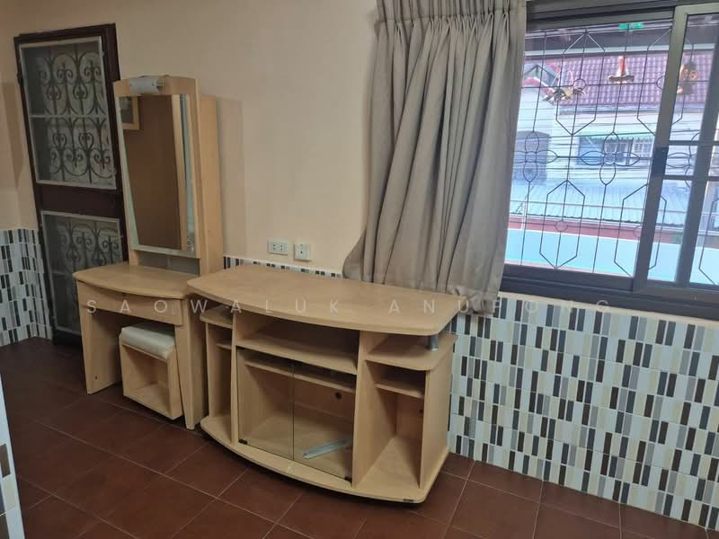 Maneeya Ville, Bangkok, Soi Wachiratham Sathit 12, Bang Chak, Phra Khanong, Bangkok, 3 Bedrooms, 150 sqm, Single Detached House For Rent, by Saowaluk Anupong, 500295688 - DDproperty.com
