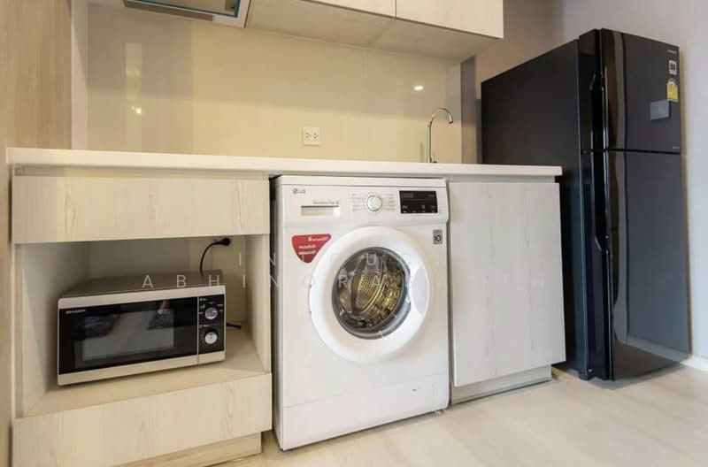 Life One Wireless, Bangkok, 1 Wireless Road, Lumphini, Pathum Wan, Bangkok, 1 Bedroom, 28 sqm, Condo For Sale, by Intouch Abhinorasaeth, 500295725 - DDproperty.com