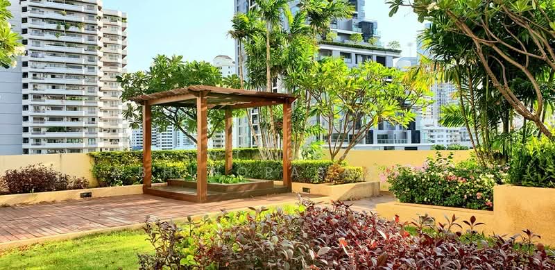 Piyathip Place, Bangkok, 24 Soi Prommitr, Khlong Tan Nua, Watthana, Bangkok, 4 Bedrooms, 650 sqm, Apartment For Rent, by Intouch Abhinorasaeth, 500295738 - DDproperty.com