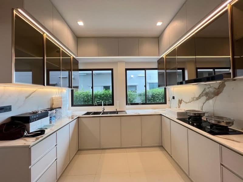 Grand Bangkok Boulevard East Rama 9 : แกรนด์ บางกอก บูเลอวาร์ด อีสต์ พระราม 9, กรุงเทพ, ถนนกาญจนาภิเษก, สะพานสูง, สะพานสูง, กรุงเทพ, 762 ตร.ม., บ้านเดี่ยว ขาย, โดย Attar, 500295819 - DDproperty.com