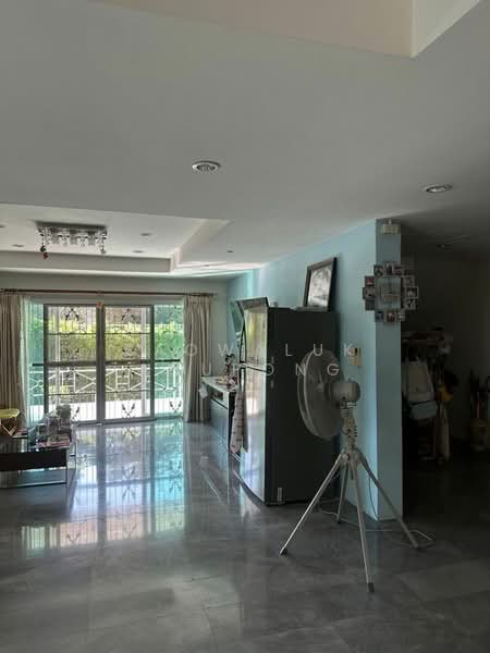 Siam Niwet 1, Samut Prakan, ตำบล ในคลองบางปลากด อำเภอพระสมุทรเจดีย์ สมุทรปราการ ในคลองบางปลากด , พระสมุทรเจดีย์ , สมุทรปราการ, Nai Khlong Bang Pla Kot, Phra Samut Jadee, Samut Prakan, 6 Bedrooms, 330 sqm, Single Detached House For Sale, by Saowaluk Anupong, 500295820 - DDproperty.com