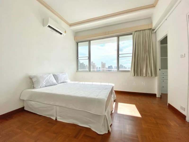 KC Court, Bangkok, 28 Soi Thonglor 13, Khlong Tan Nua, Watthana, Bangkok, 3 Bedrooms, 250 sqm, Condo For Rent, by Thanyalak Premputtiphan, 500295831 - DDproperty.com