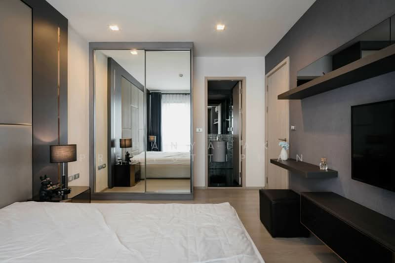 Rhythm Sukhumvit 36-38, Bangkok, 55 Soi Sukhumvit 36, Sukhumvit Road, Phra Kanong, Khlong Toei, Bangkok, 2 Bedrooms, 78 sqm, Condo For Rent, by Thanyalak Premputtiphan, 500295863 - DDproperty.com