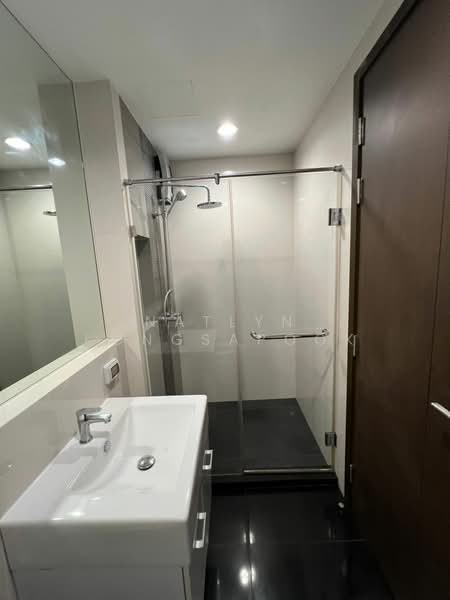 Rhythm Sathorn-Narathiwas, Bangkok, 651 Naradhiwas Rajanagarindra Road, Thung Maha Mek, Sathon, Bangkok, 2 Bedrooms, 62 sqm, Condo For Rent, by Natlyn Kongsapook, 500295877 - DDproperty.com
