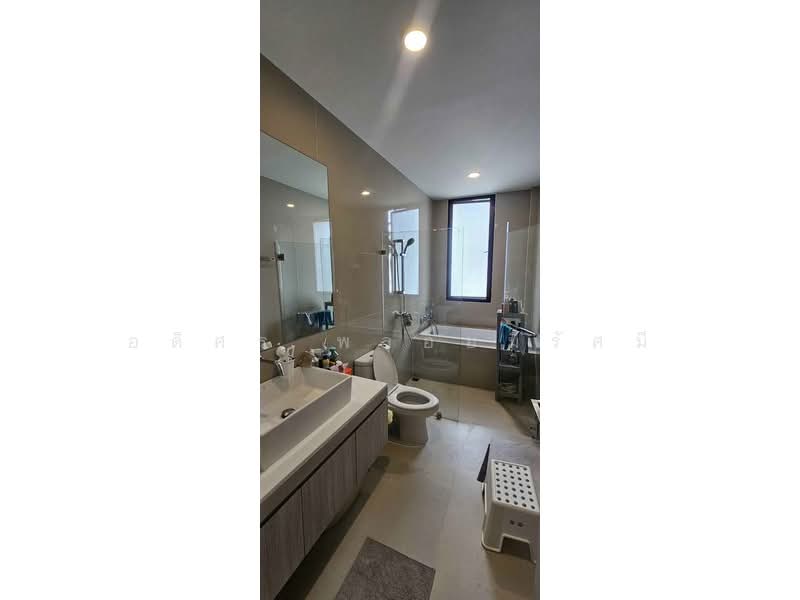 Noble Gable Watcharapol, Bangkok, Phoemsin Road, Khlong Tanon, Sai Mai, Bangkok, 3 Bedrooms, 200 sqm, Single Detached House For Rent, by Adisorn Ploymeerassamee, 500295930 - DDproperty.com