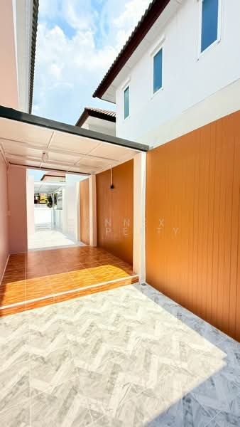 S Ville Rangsit-Lamlukka Klong 4, Pathum Thani, Sawai Pracharat Road (Lam Luk Ka, Khlong 4), Lat Sawai, Lam Luk Ka, Pathum Thani, 3 Bedrooms, 185 sqm, Single Detached House For Sale, by Connex Property, 500295947 - DDproperty.com