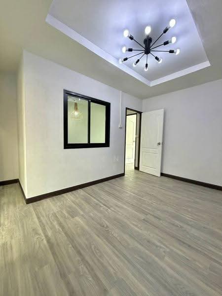 Moobaan Raphi Nakhon, nonthaburi, Soi Moobaan Rapeerandon, Bang Krang, Muang Nonthaburi, Nonthaburi, 2 Bedrooms, 110 sqm, Townhouse For Sale, by Connex Property, 500295995 - DDproperty.com