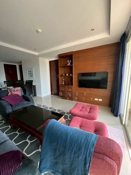 ขาย - Jomtien Beach Penthouses : จอมเทียน บีช เพ้นเฮ้าส์ คอนโดมิเนียม, ชลบุรี