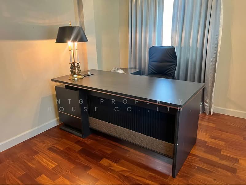 Grand Bangkok Boulevard Rama 9 - Srinakarindra, Bangkok, Krungthep Kritha 17 Alley, Thap Chang, Saphan Sung, Bangkok, 4 Bedrooms, 250 sqm, Single Detached House For Rent, by NTG Property House Co.,Ltd., 500296040 - DDproperty.com