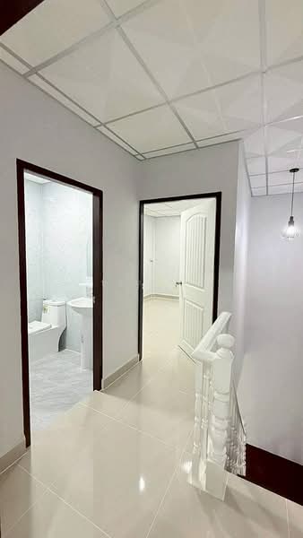 หมู่บ้าน ดุลิยานนท์ สนามบินน้ำ ท่าทราย เมืองนนทบุรี อยู่หลังกองสลาก สนามบินน้ำ, นนทบุรี, ติวานนท์, ท่าทราย, เมืองนนทบุรี, นนทบุรี, 120 ตร.ม., ทาวน์เฮ้าส์ ขาย, โดย บุษบากร (เจี๊ยบ), 500296068 - DDproperty.com