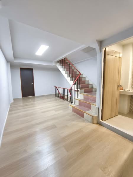 ทาวน์เฮ้าส์ขนาด 350 ตร.ม. ใกล้MRTไฟฉาย ,จรัญ13, Bangkok, Bang Khun Sri, Bangkok Noi, Bangkok, 4 Bedrooms, 350 sqm, Townhouse For Rent, by Thiya​ Chaysabut, 500296075 - DDproperty.com
