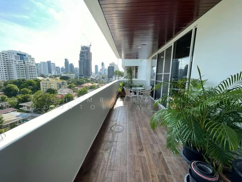 Oriental Towers, Bangkok, 25 Soi Ekkamai 12, Ekkamai Road, Khlong Tan Nua, Watthana, Bangkok, 3 Bedrooms, 319 sqm, Condo For Sale, by Chomratkamol Soontorntarawong (Gor), 500296140 - DDproperty.com
