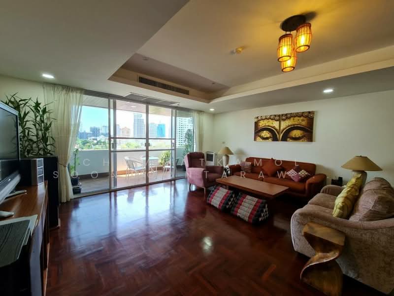 Oriental Towers, Bangkok, 25 Soi Ekkamai 12, Ekkamai Road, Khlong Tan Nua, Watthana, Bangkok, 3 Bedrooms, 319 sqm, Condo For Sale, by Chomratkamol Soontorntarawong (Gor), 500296140 - DDproperty.com