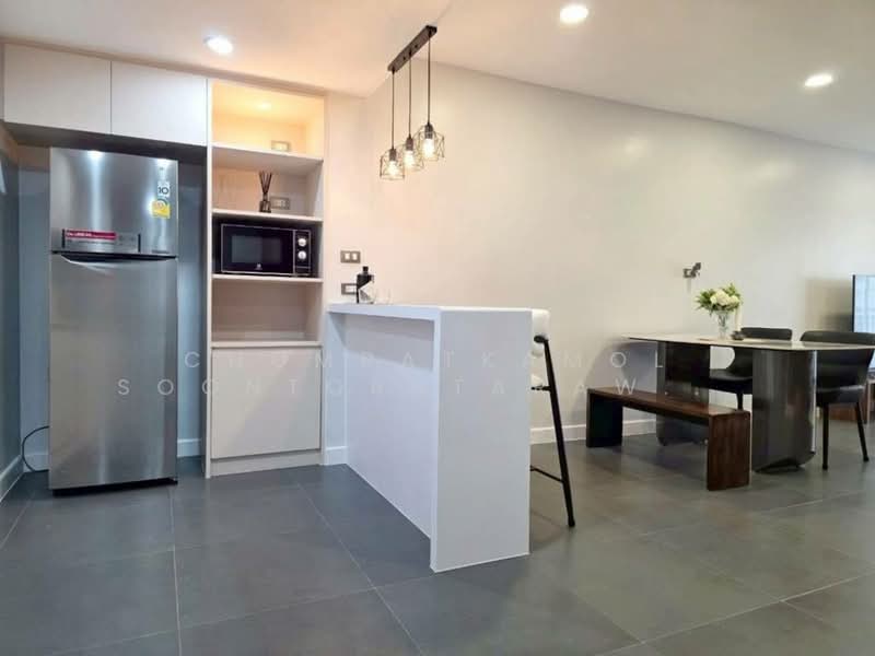 Sathorn Park Place, Bangkok, 27 Sathorn, Thung Maha Mek, Sathon, Bangkok, 1 Bedroom, 97 sqm, Condo For Rent, by Chomratkamol Soontorntarawong (Gor), 500296165 - DDproperty.com