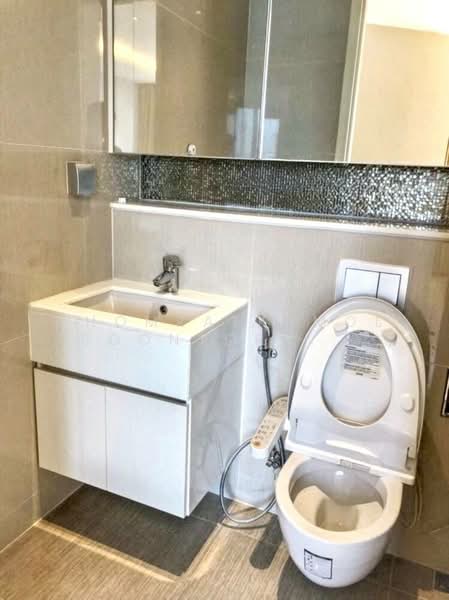 H Sukhumvit 43, Bangkok, 28 Sukhumvit 34 Road, Khlong Tan Nua, Watthana, Bangkok, 1 Bedroom, 43 sqm, Condo For Sale, by Chomratkamol Soontorntarawong (Gor), 500296197 - DDproperty.com