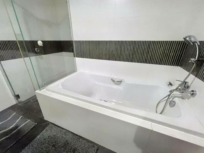 ขาย - Urbana Sathorn : เออร์บาน่า สาทร, กรุงเทพ
