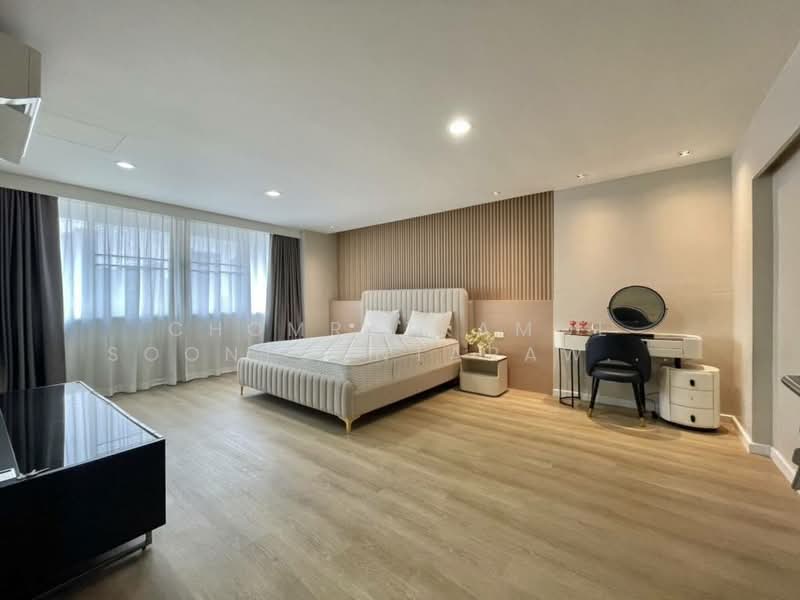D.S. Tower 1 Sukhumvit 33, Bangkok, Soi Phrom Chit, Khlong Tan Nua, Watthana, Bangkok, 4 Bedrooms, 236 sqm, Condo For Rent, by Chomratkamol Soontorntarawong (Gor), 500296246 - DDproperty.com