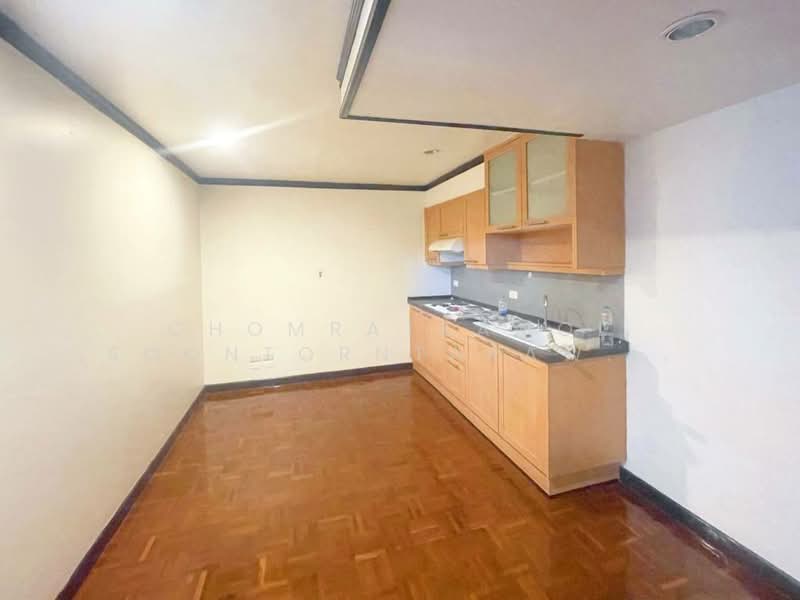15 Suite, Bangkok, 73 1 Sukhumvit 15, Khlongtoei Nua, Watthana, Bangkok, 4 Bedrooms, 165 sqm, Condo For Sale, by Chomratkamol Soontorntarawong (Gor), 500296248 - DDproperty.com